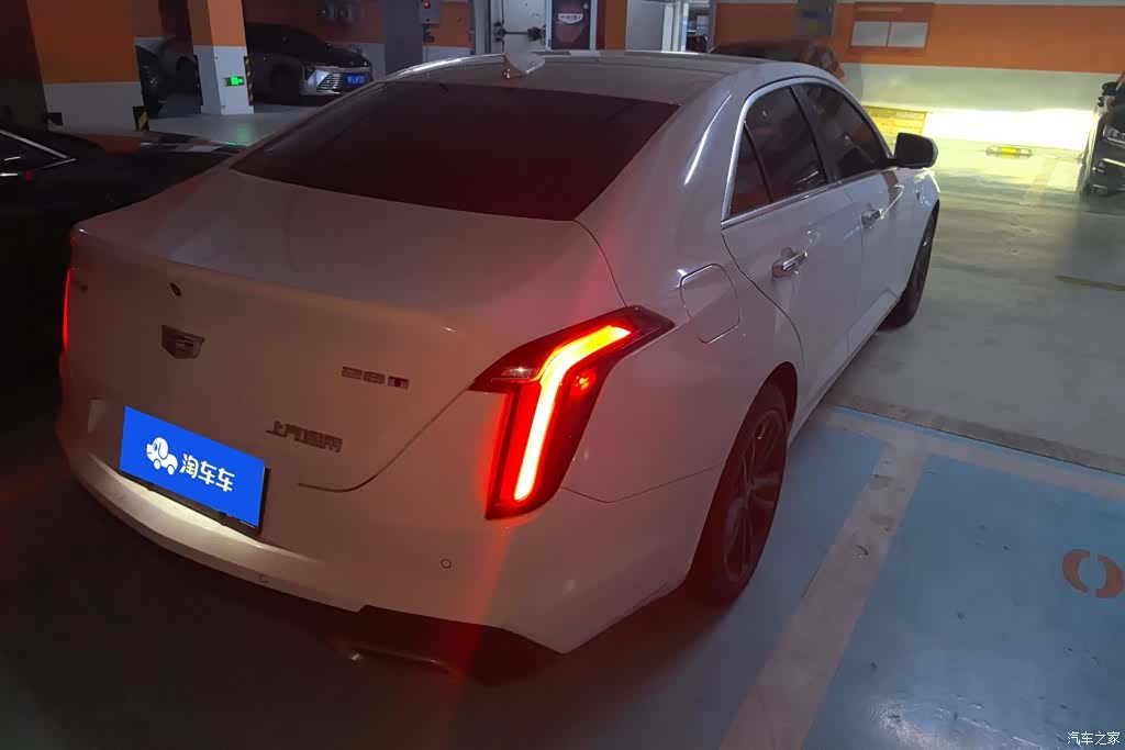 Cadillac CT4, 2023 3