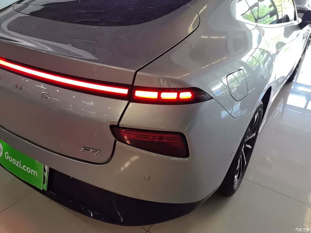 Xpeng P7, 2021 8