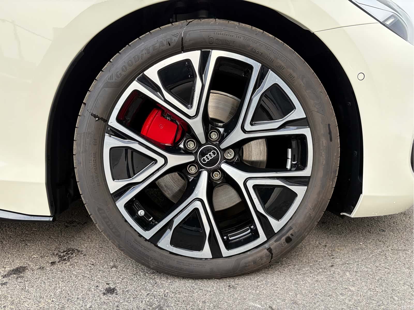 Audi A5, 1900 15