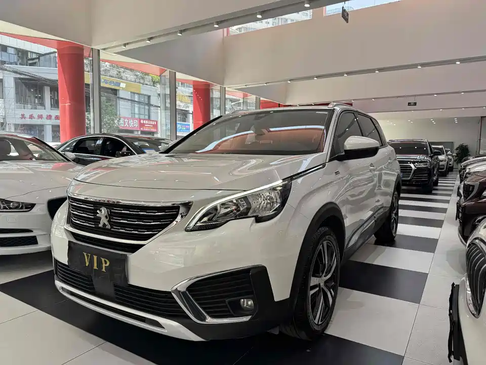 Peugeot 5008