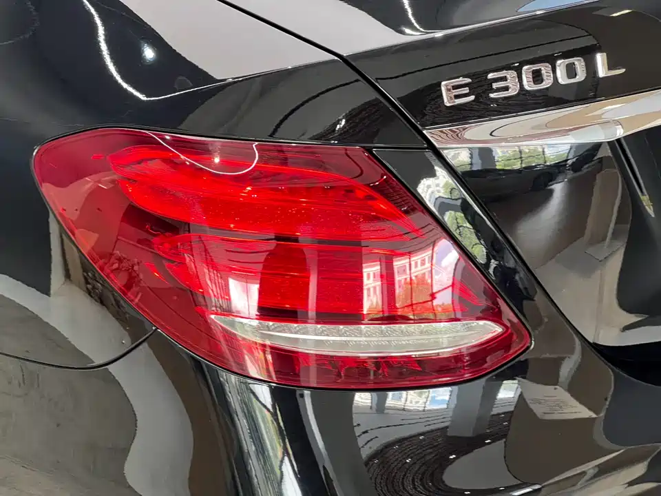 Mercedes-Benz E-class Mercedes-Benz E-class