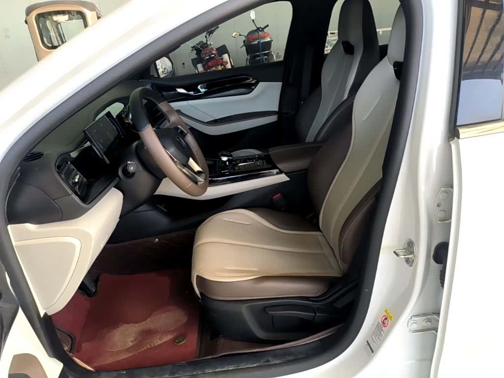 BYD Qin, 2025 15