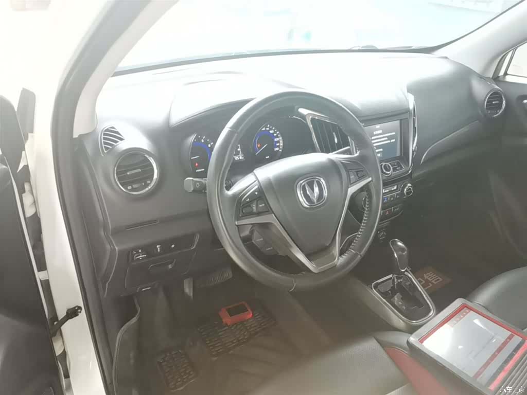 Changan CS15, 2017 10