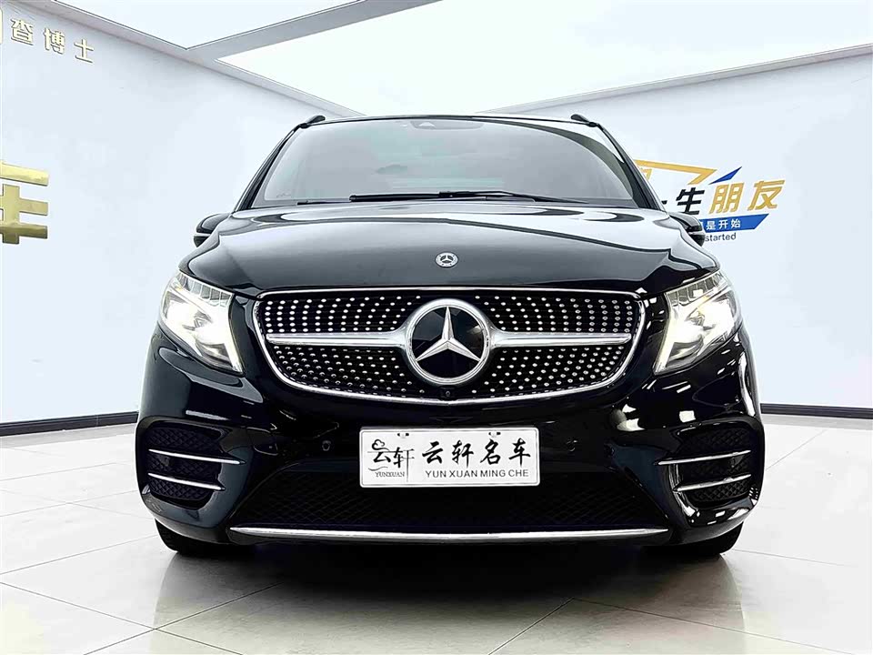 Mercedes-Benz V-class