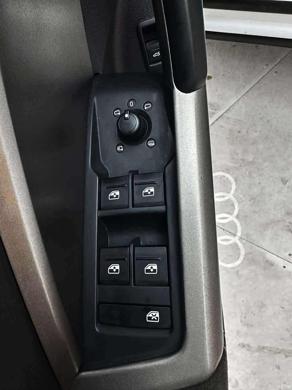 Audi Q3, 2022 13