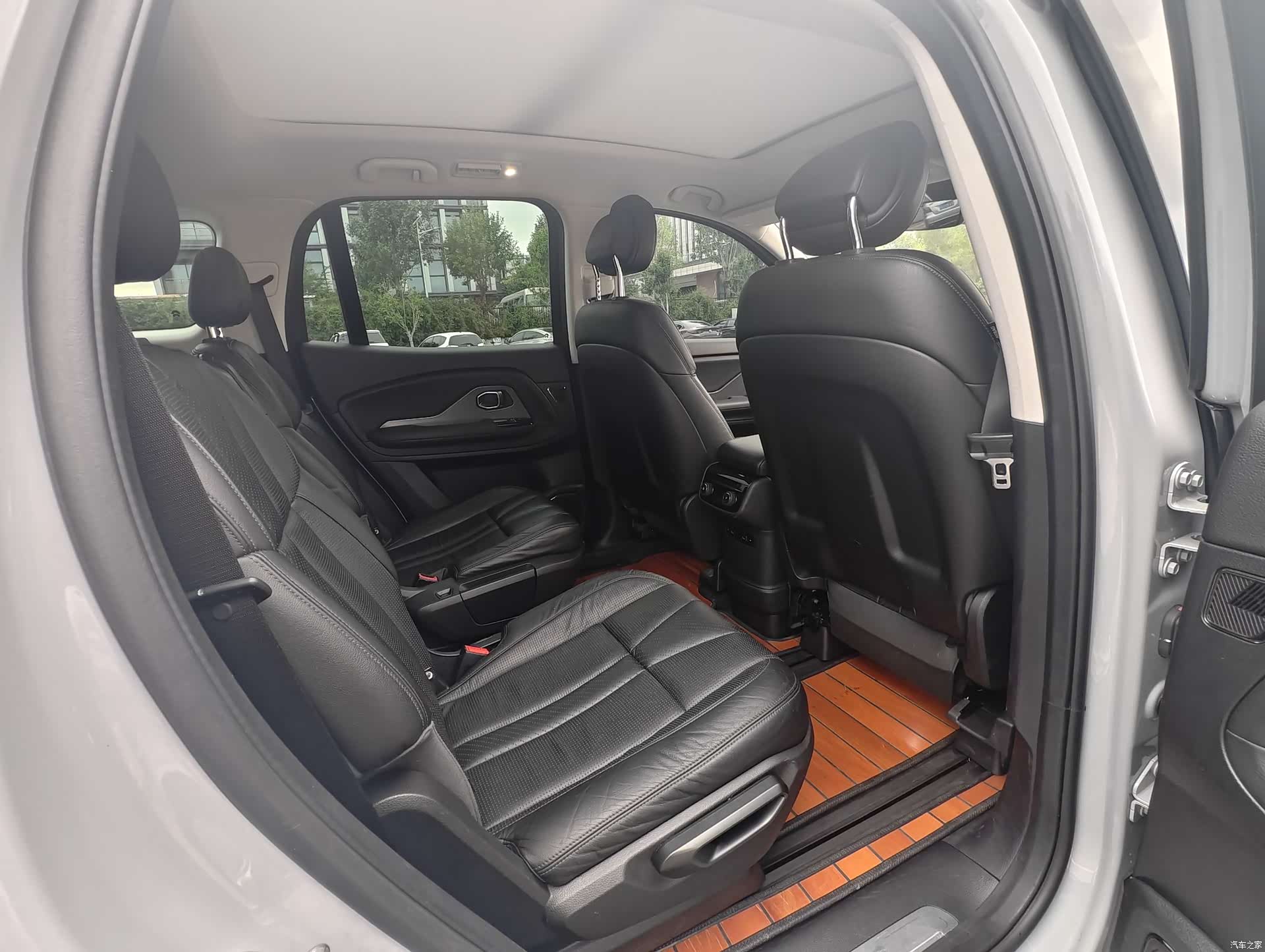 NIO ES8, 2019 6