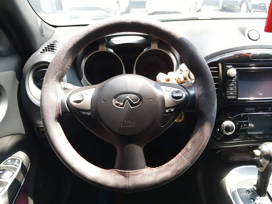 Infiniti ESQ Infiniti ESQ