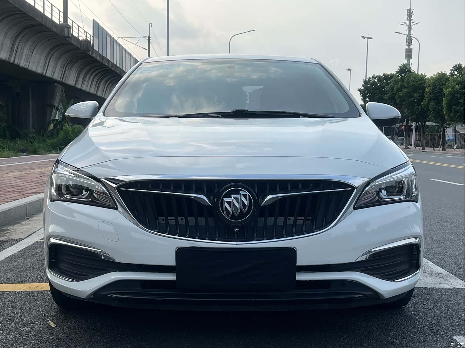 Buick Verano, 2018 2