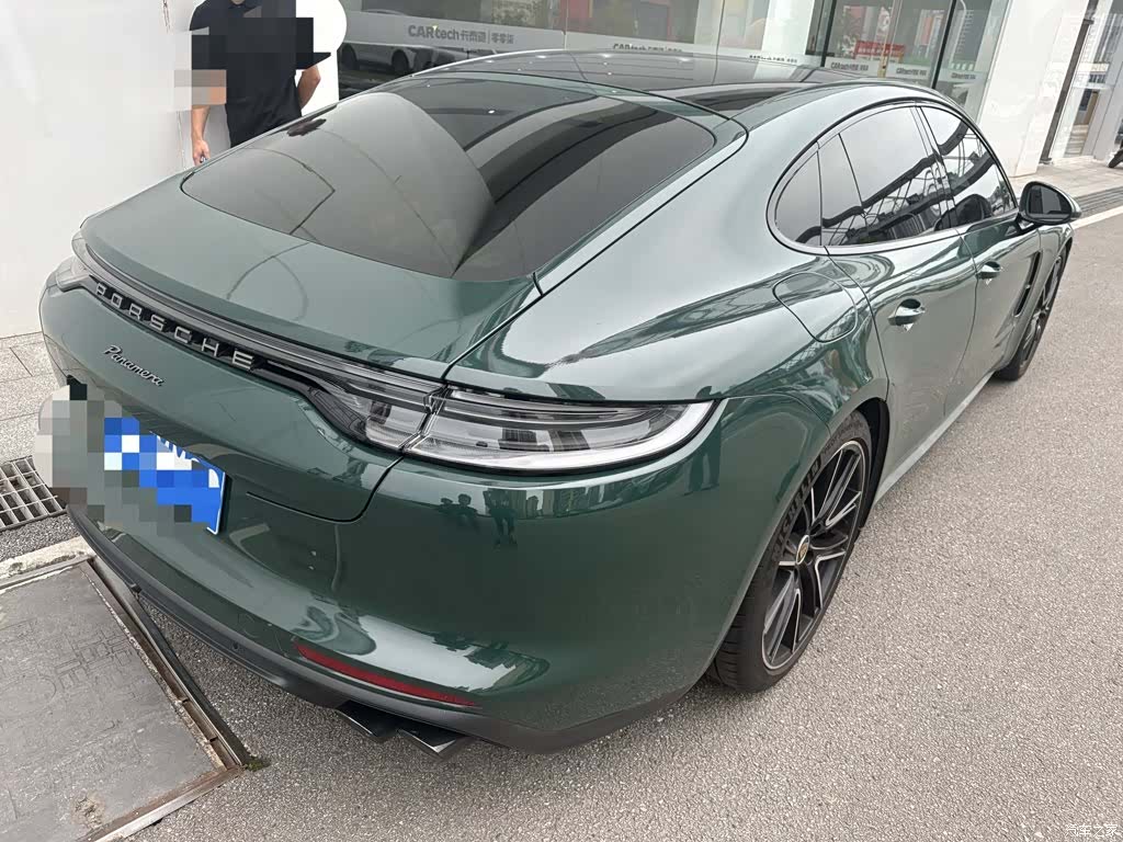 Porsche Panamera, 2023 4