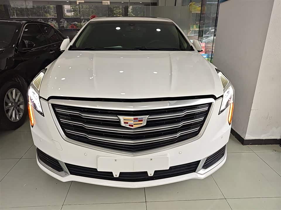 Cadillac XTS