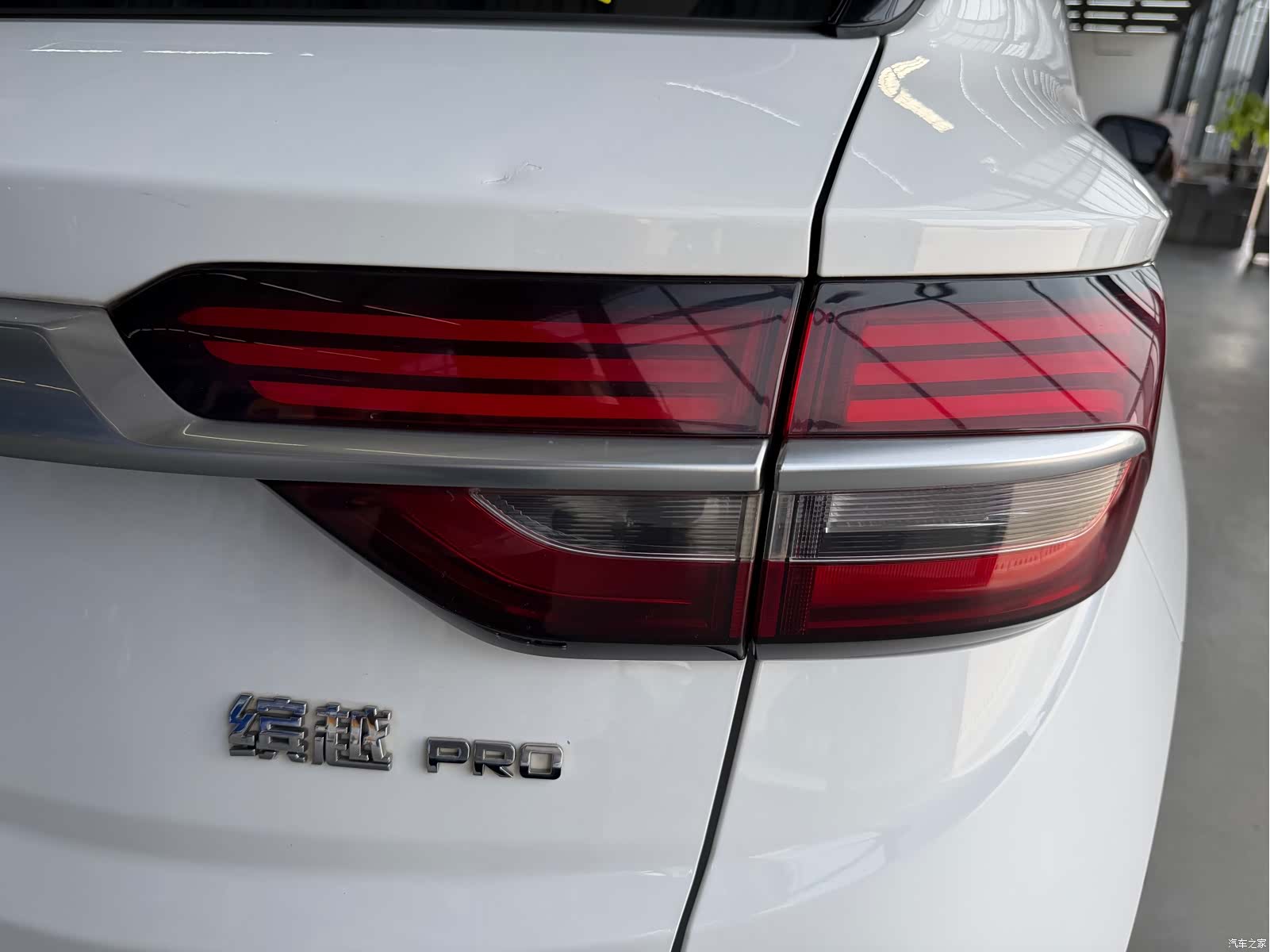 Geely Coolray, 2021 21
