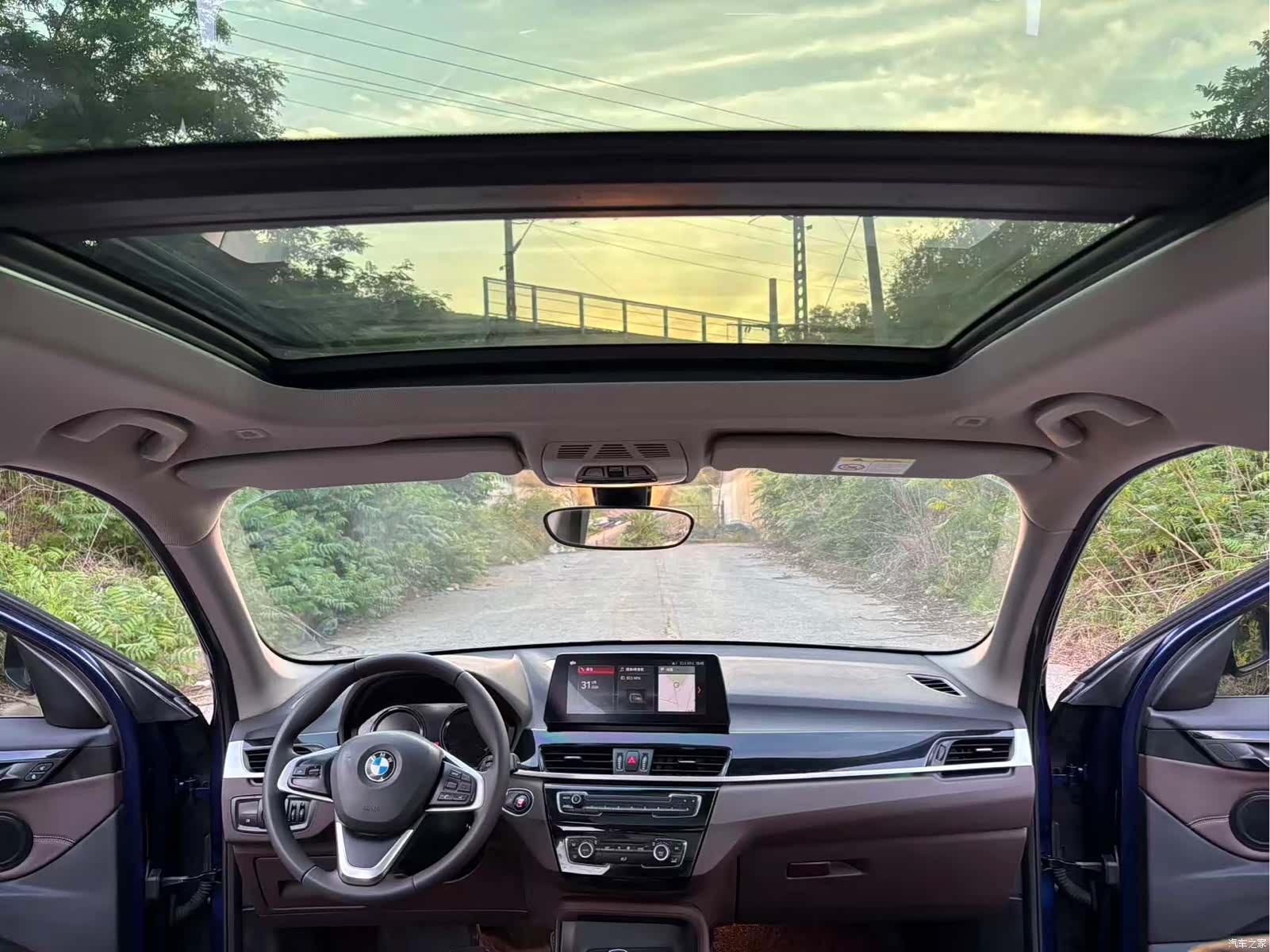 BMW X1, 2020 все фото