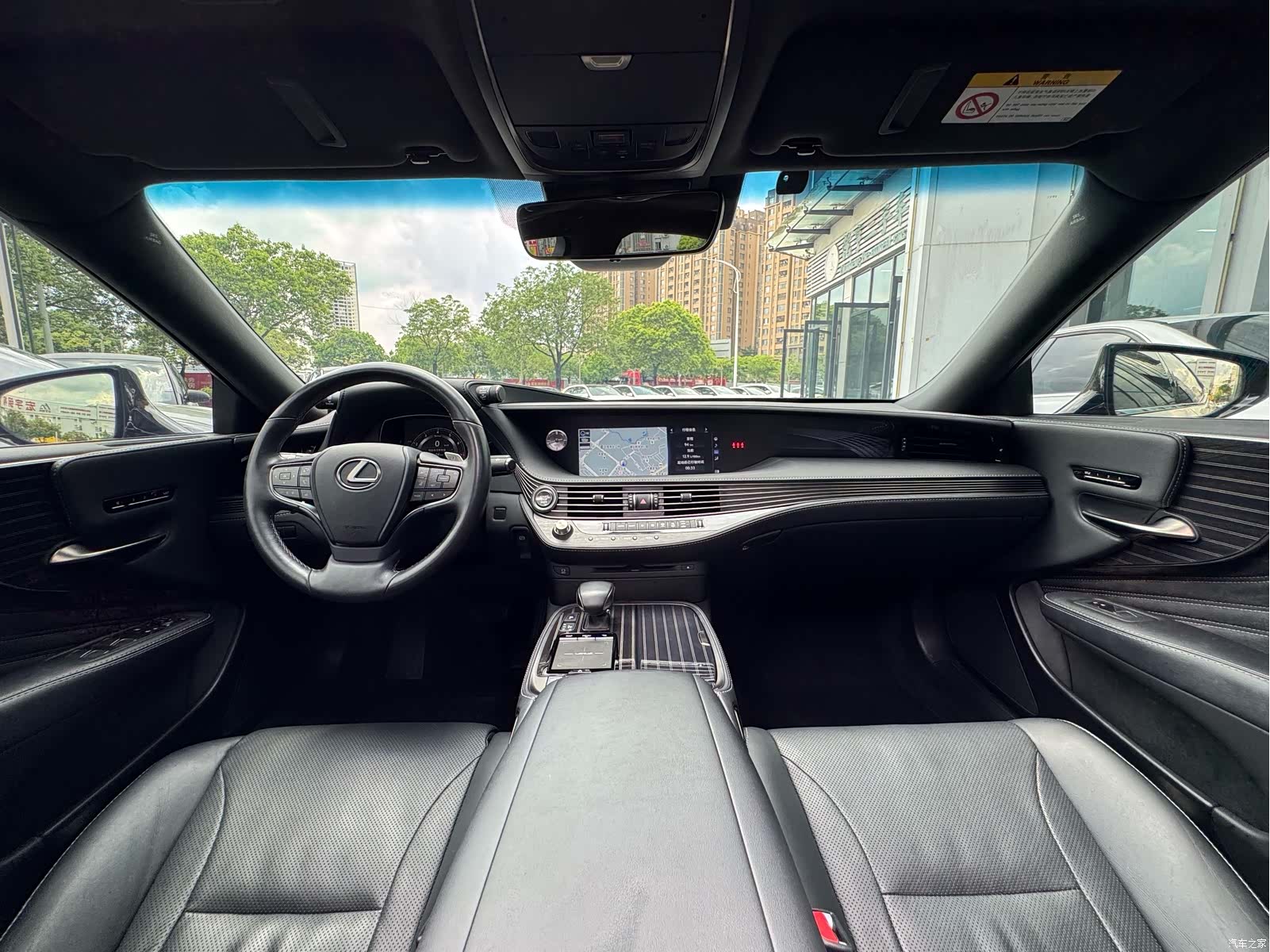 Lexus LS, 2019 8