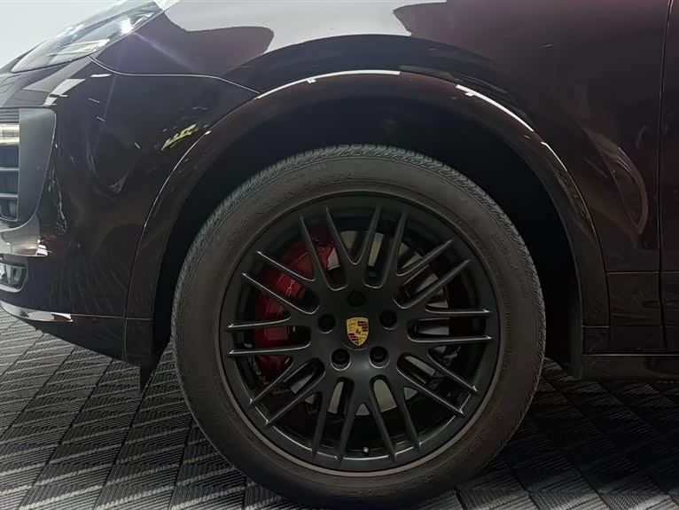 Porsche Cayenne 2015, фото 8