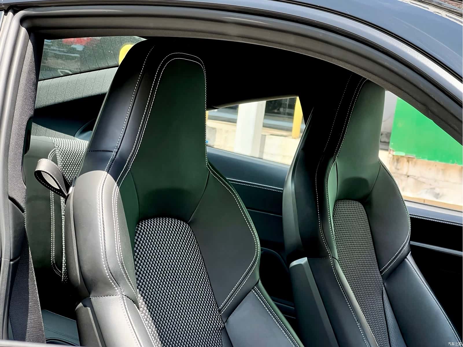 Porsche 911, 2022 17