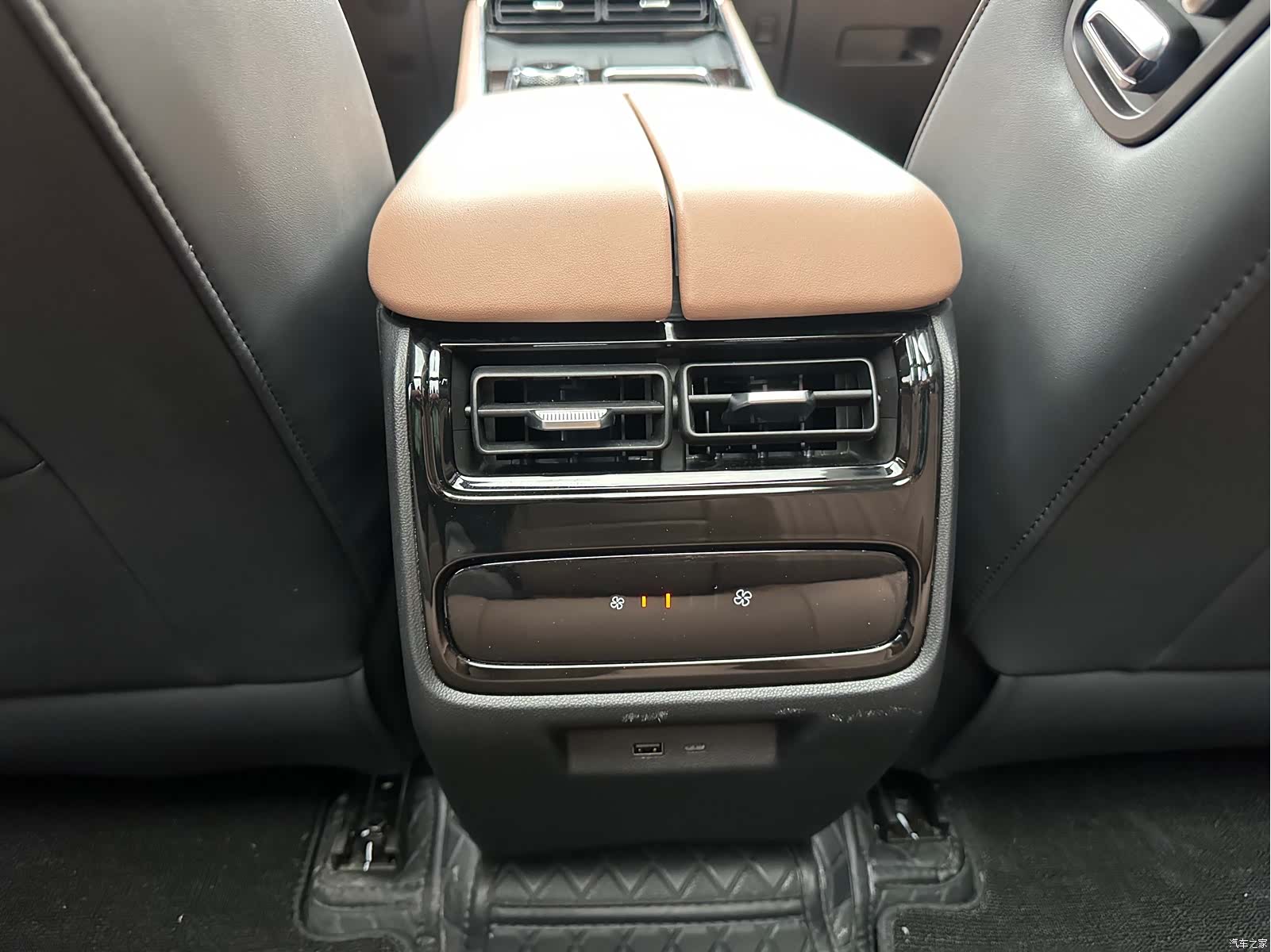 Chery Tiggo 8, 2025 22
