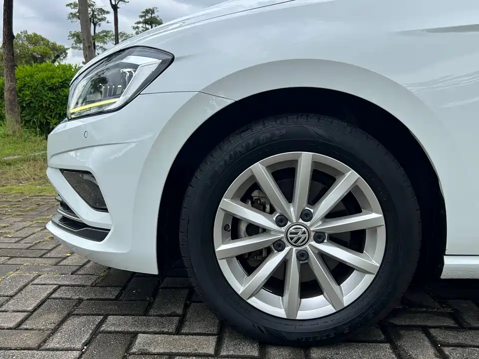 Volkswagen Golf*Jiayu