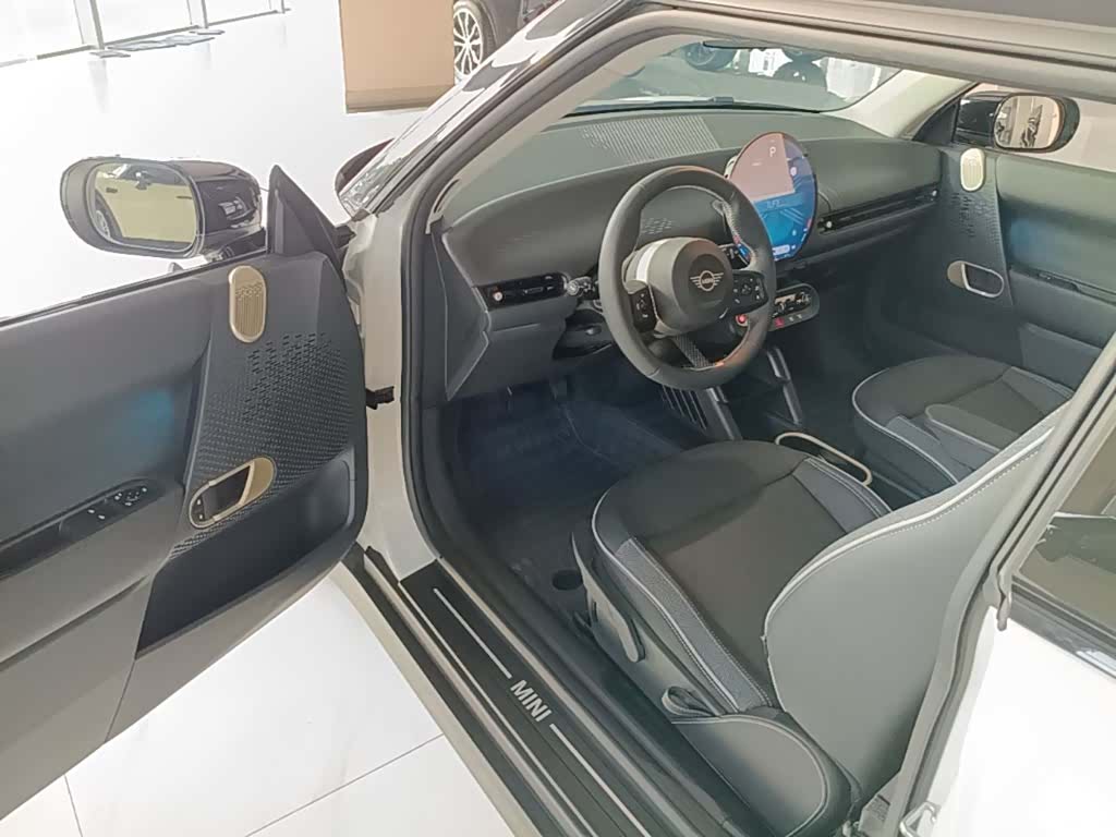 Mini Cooper, 2024 16
