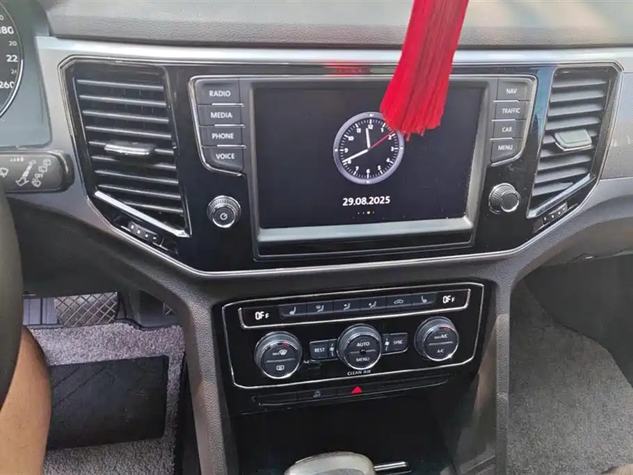 Volkswagen Tourang