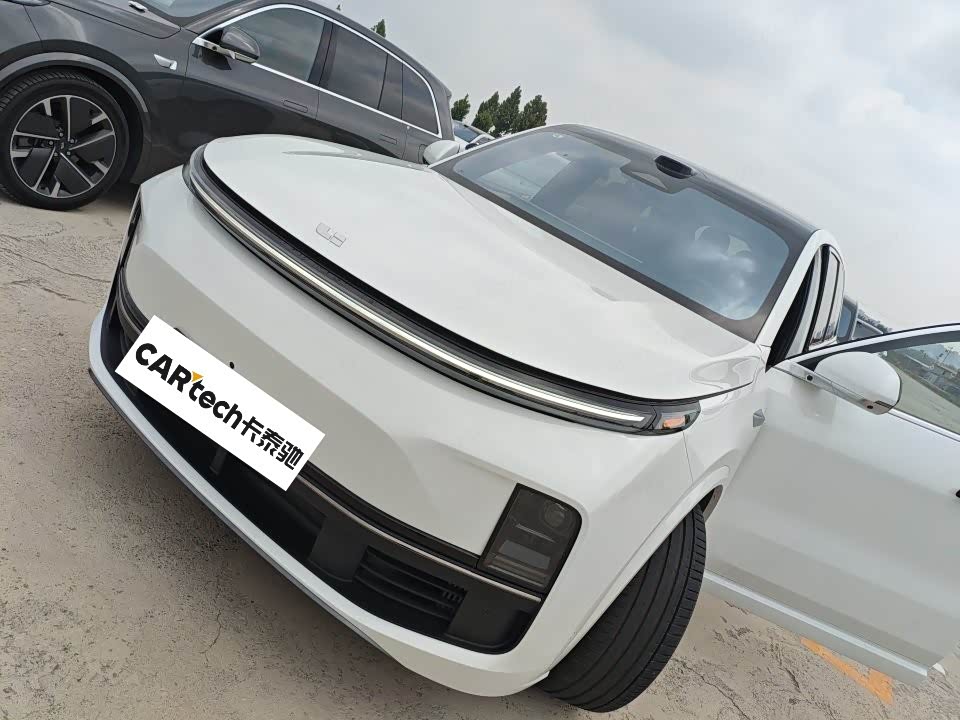 Li Auto L8