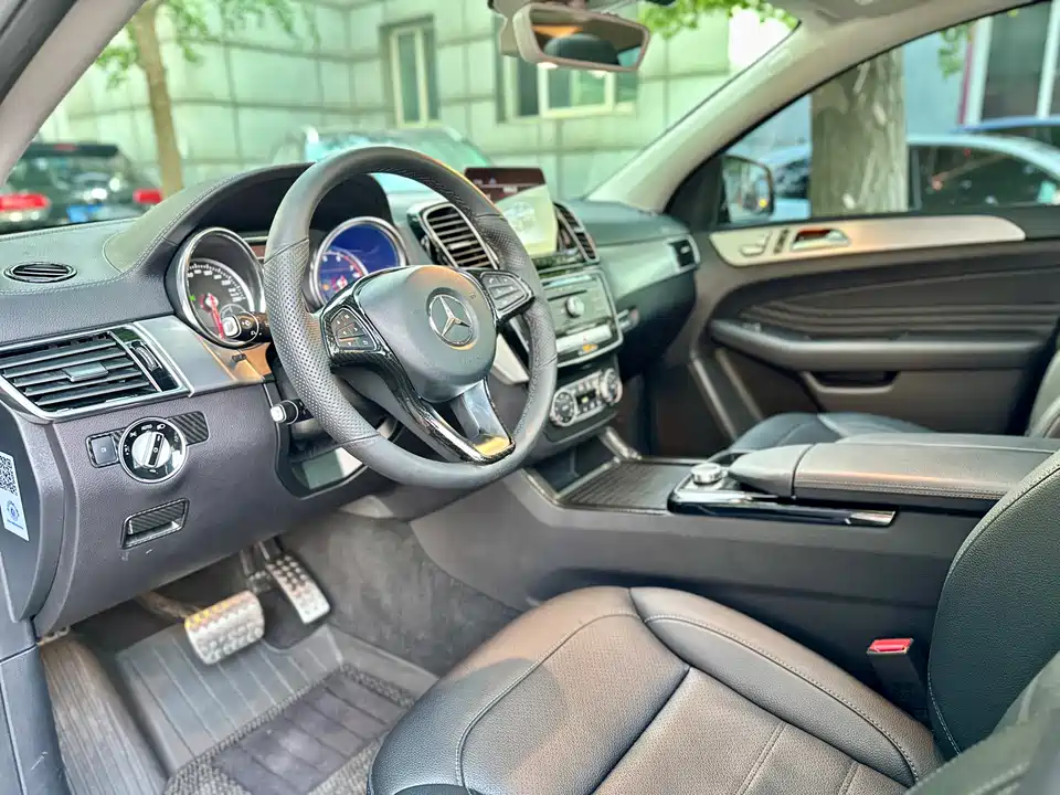 Mercedes-Benz GLE coupe