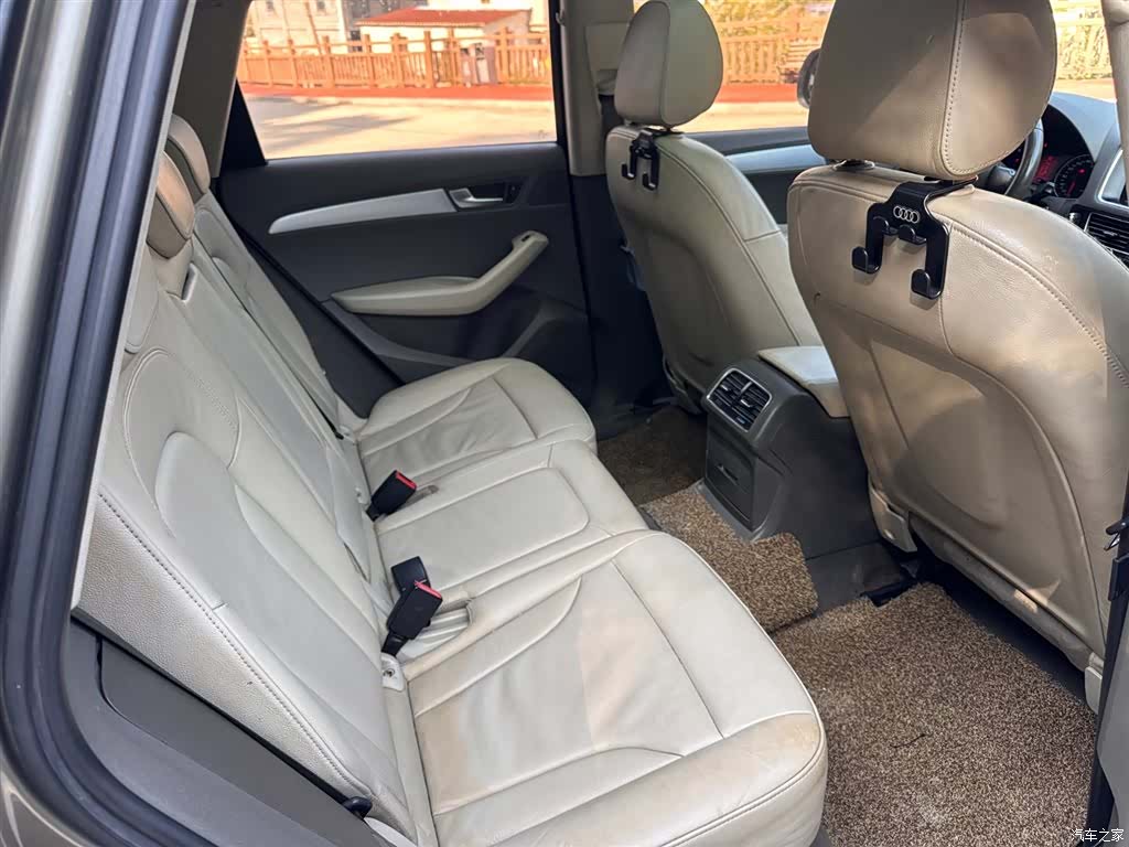Audi Q5, 2011 14