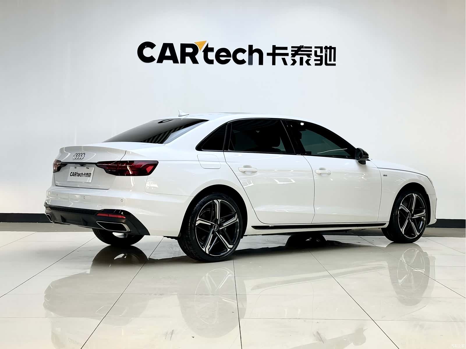 Audi A4L, 2025 3