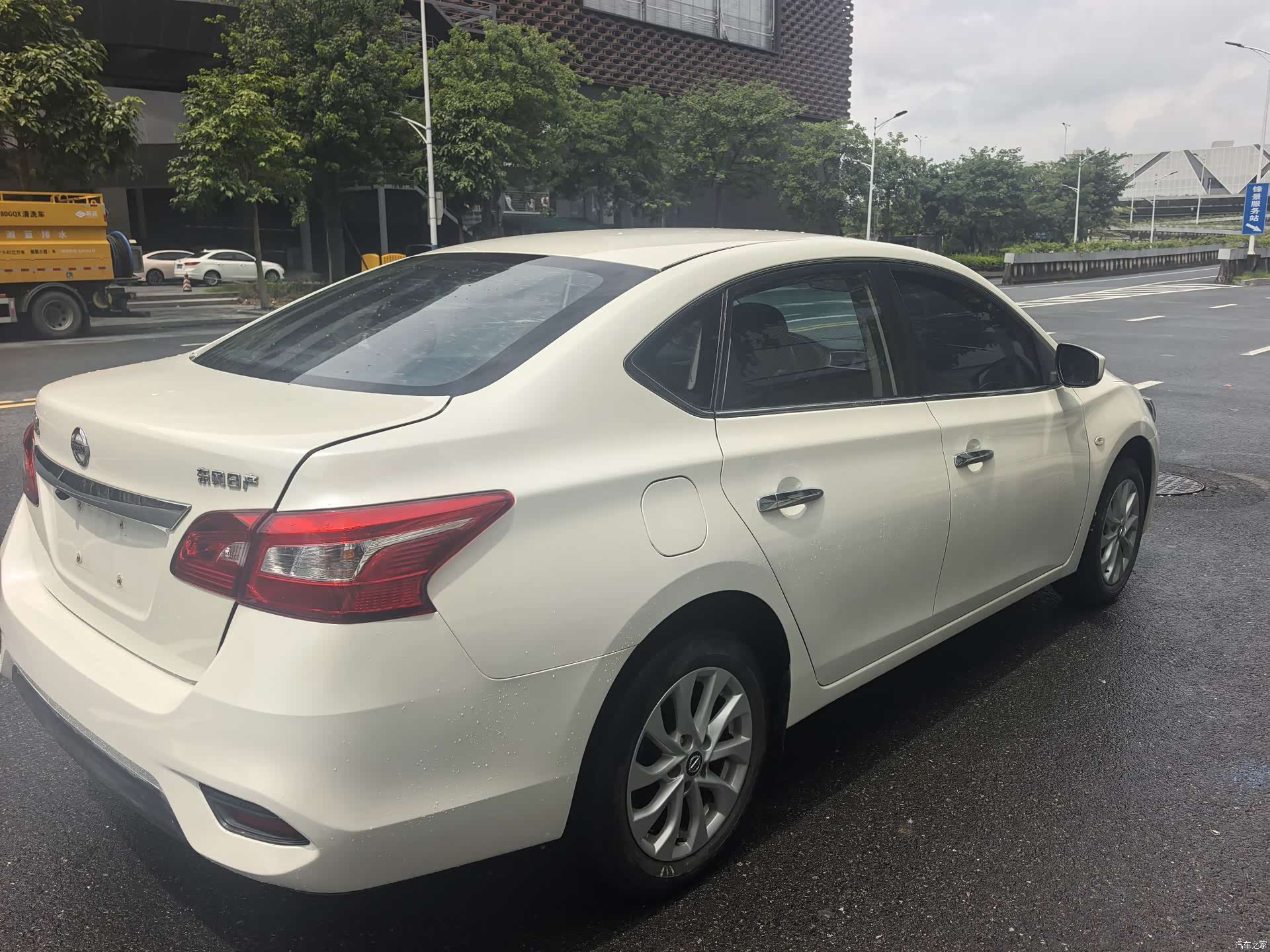 Nissan Sylphy, 2022 все фото