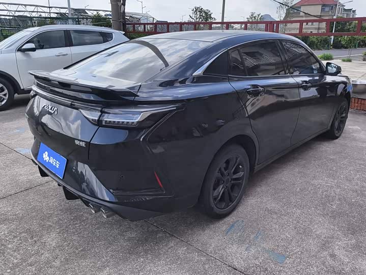 Aeolus Yixuan 2023 ma he ban 1.5L АКПП zhui ying ban