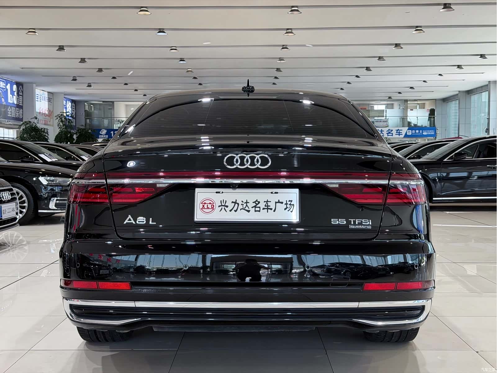 Audi A8L, 2022 4