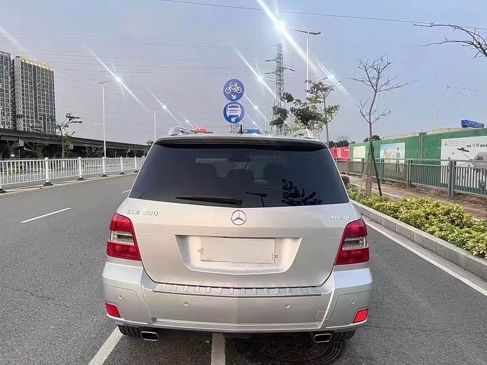 Mercedes-Benz GLK grade