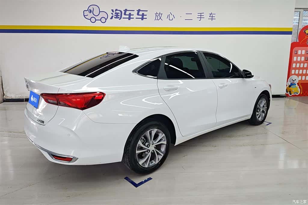 Buick Verano, 2022 3