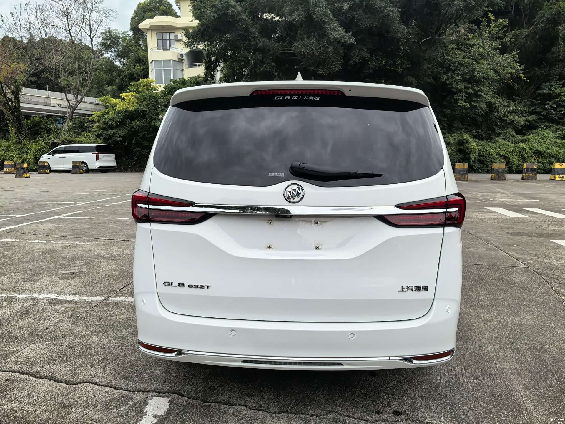 Buick GL8, 2021 7