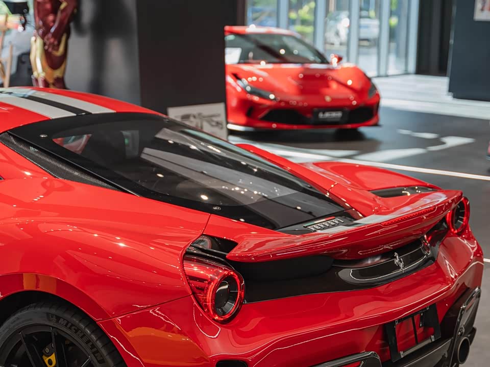 Ferrari 488
