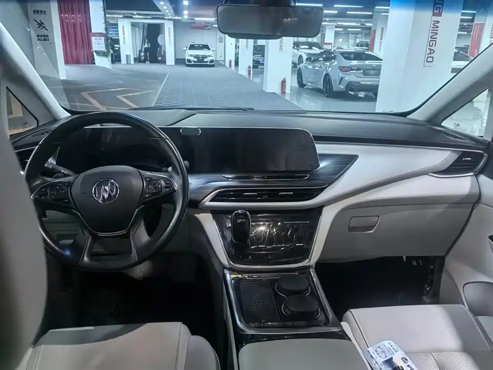 Buick GL8