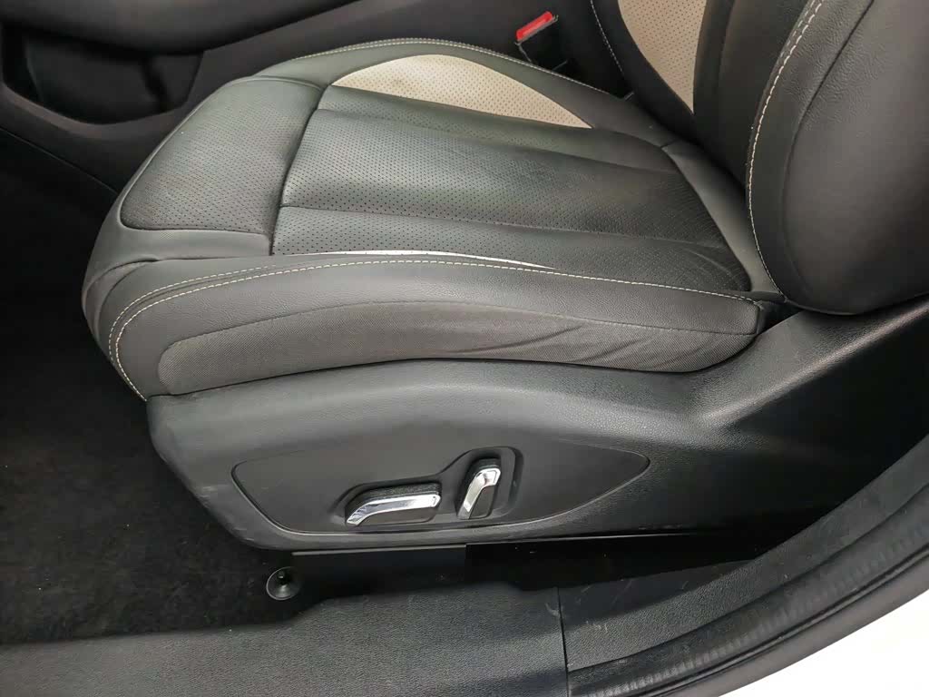 DongFeng AX7, 2019 20