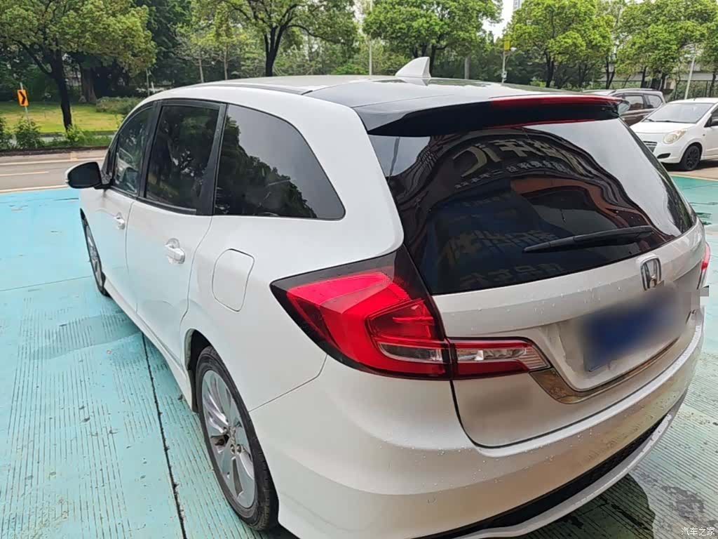 Honda Jade, 2018 все фото