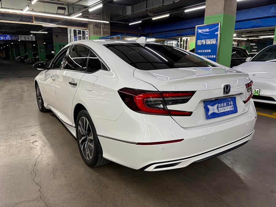 Honda Accord 2022, фото 6