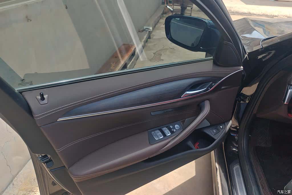 BMW 5 Series, 2022 7
