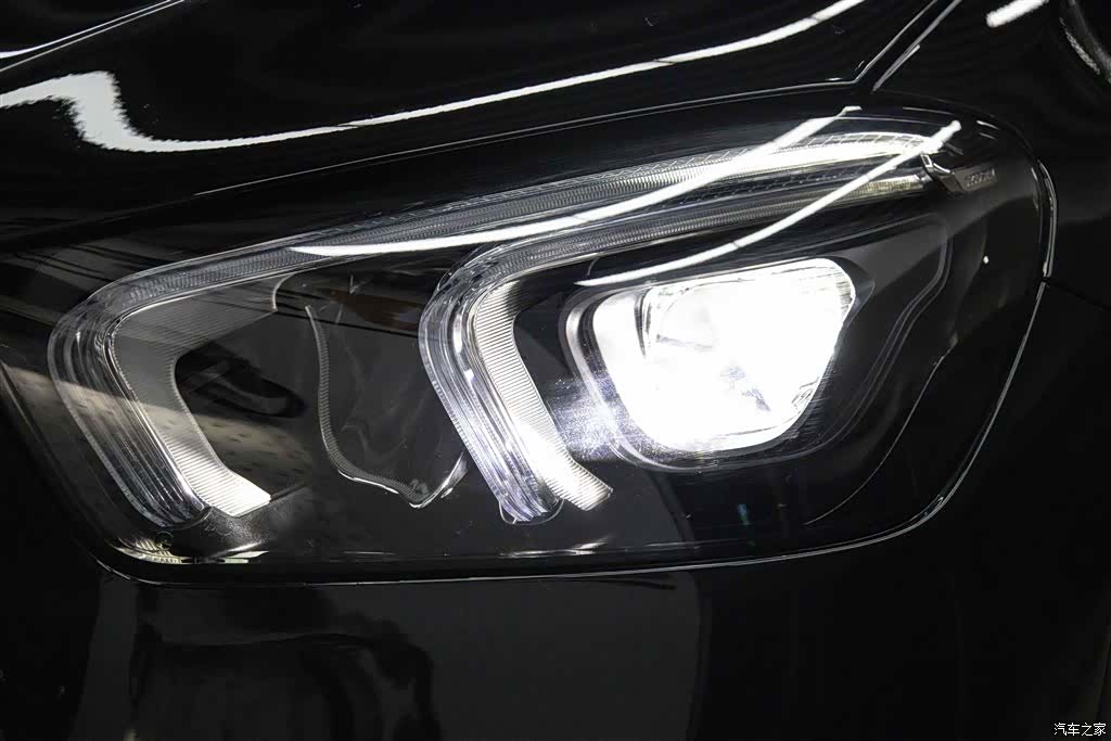 Mercedes-Benz GLE, 2024 11