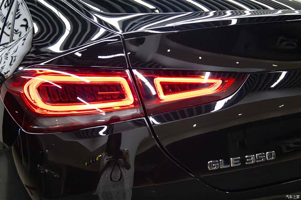 Mercedes-Benz GLE, 2024 12