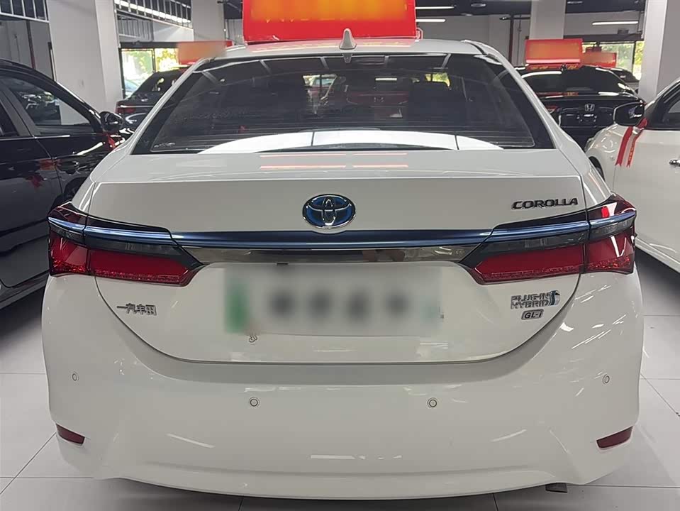 Toyota Corolla dual engine E+ Toyota Corolla dual engine E+
