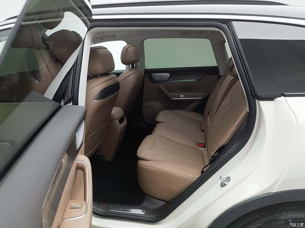 Leapmotor C11, 2026 15