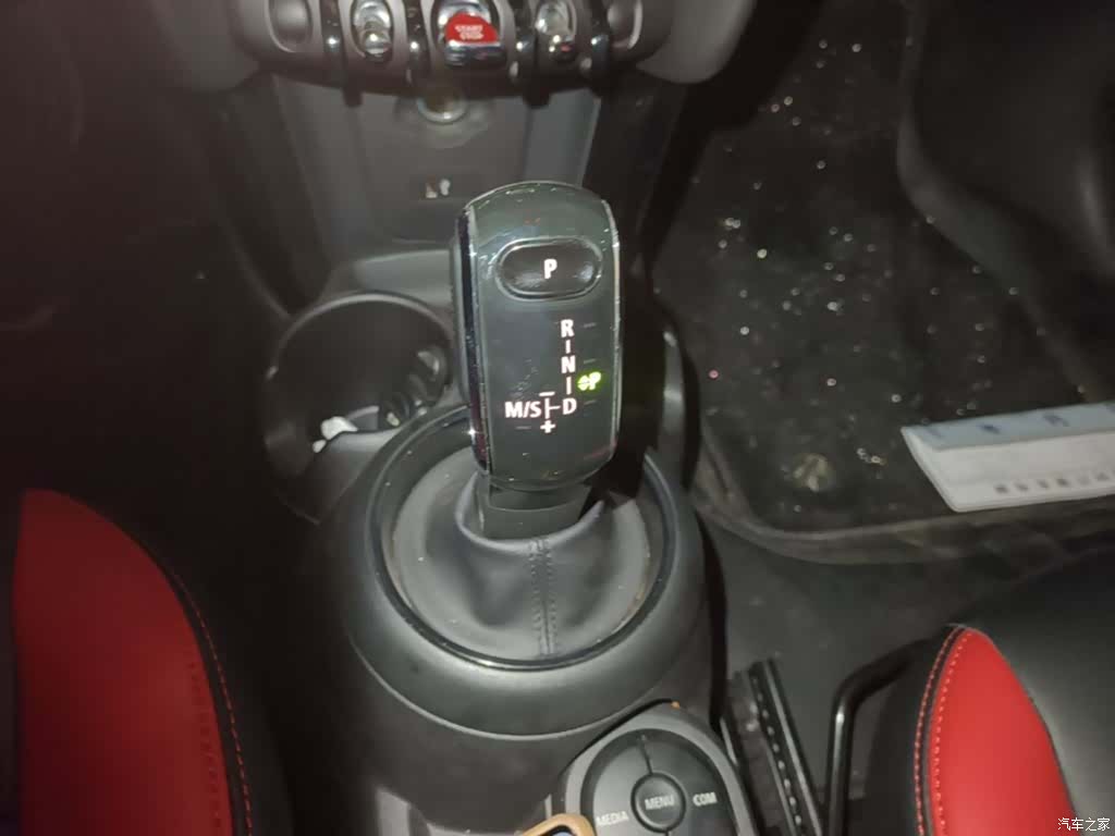Mini ONE, 2019 7