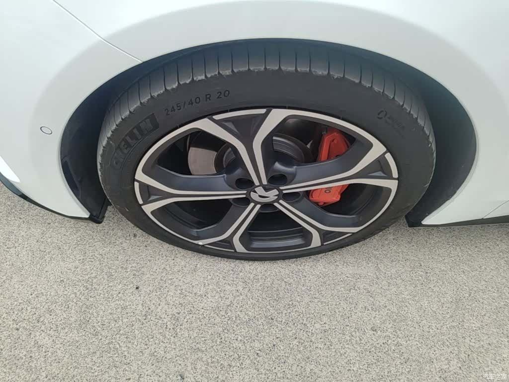 NIO ET5, 2025 25