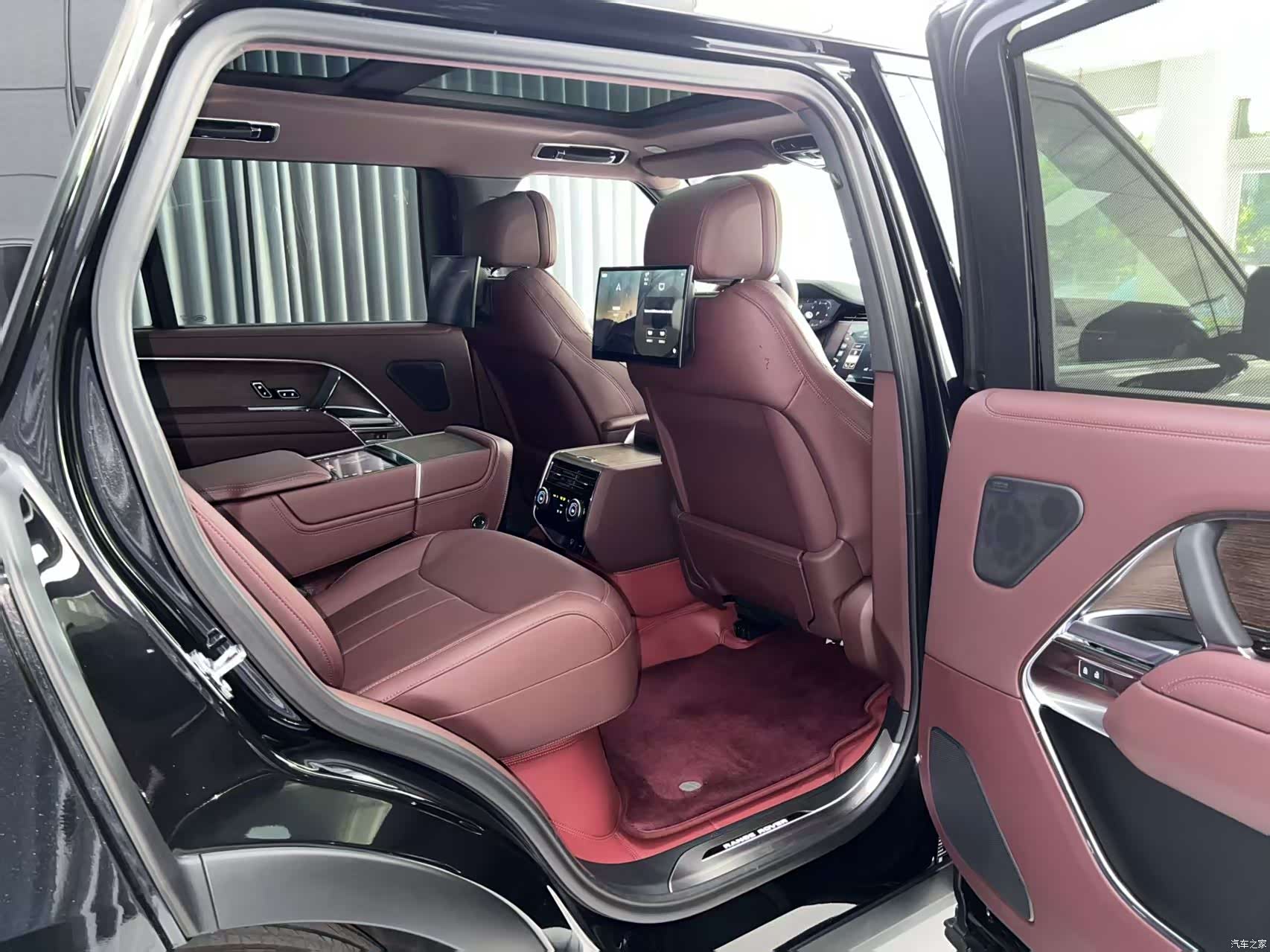 Land Rover Range Rover, 2026 10