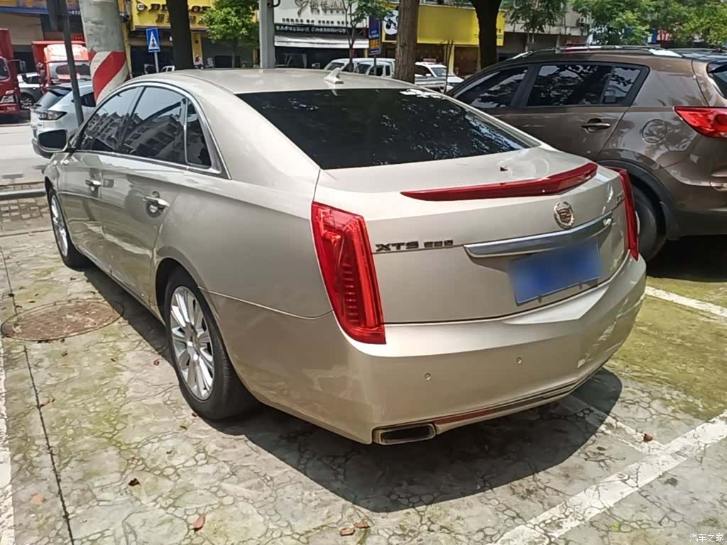 Cadillac XTS, 2014 23