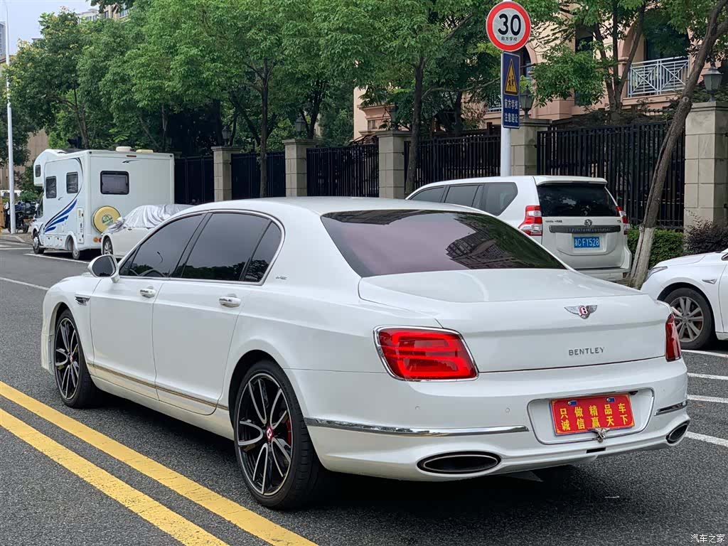 Bentley Flying Spur, 2008 6