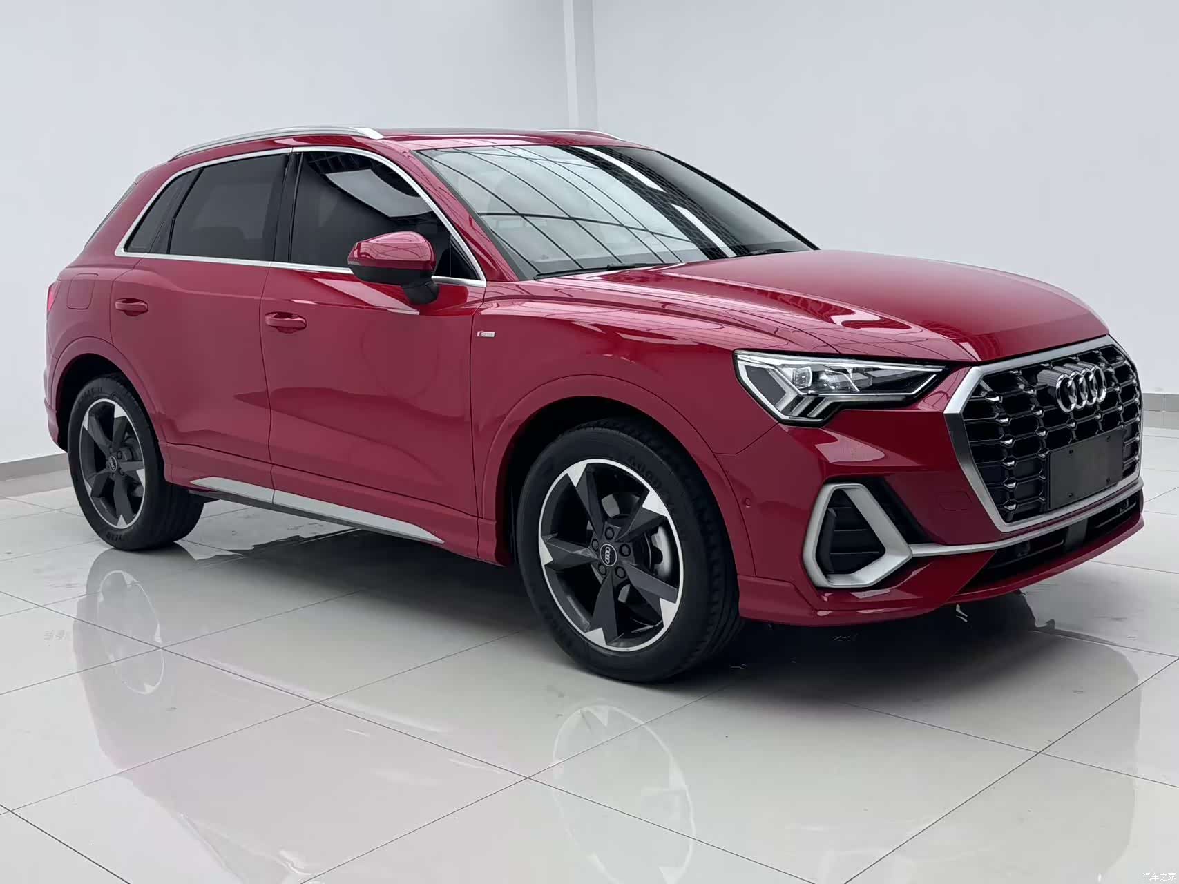 Audi Q3, 2021 3