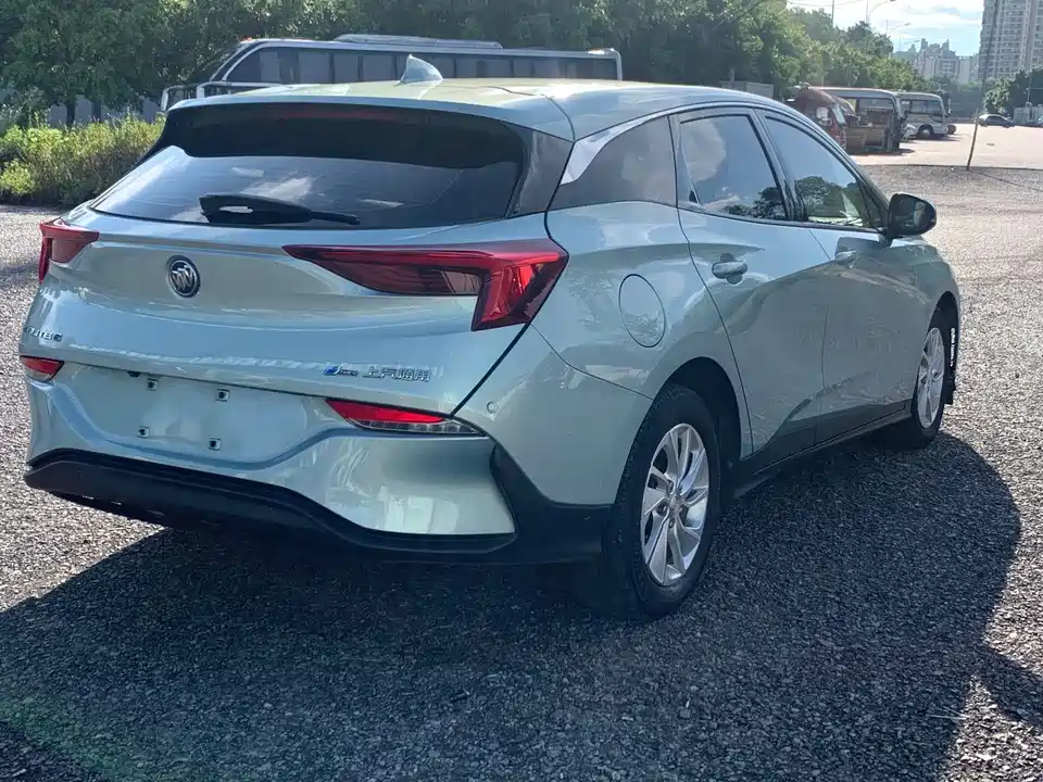 Buick Slightly blue 6